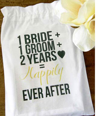 Romantic 2nd Wedding Anniversary Gift Ideas for Your Wife