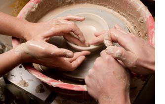 9th anniversary pottery activity
